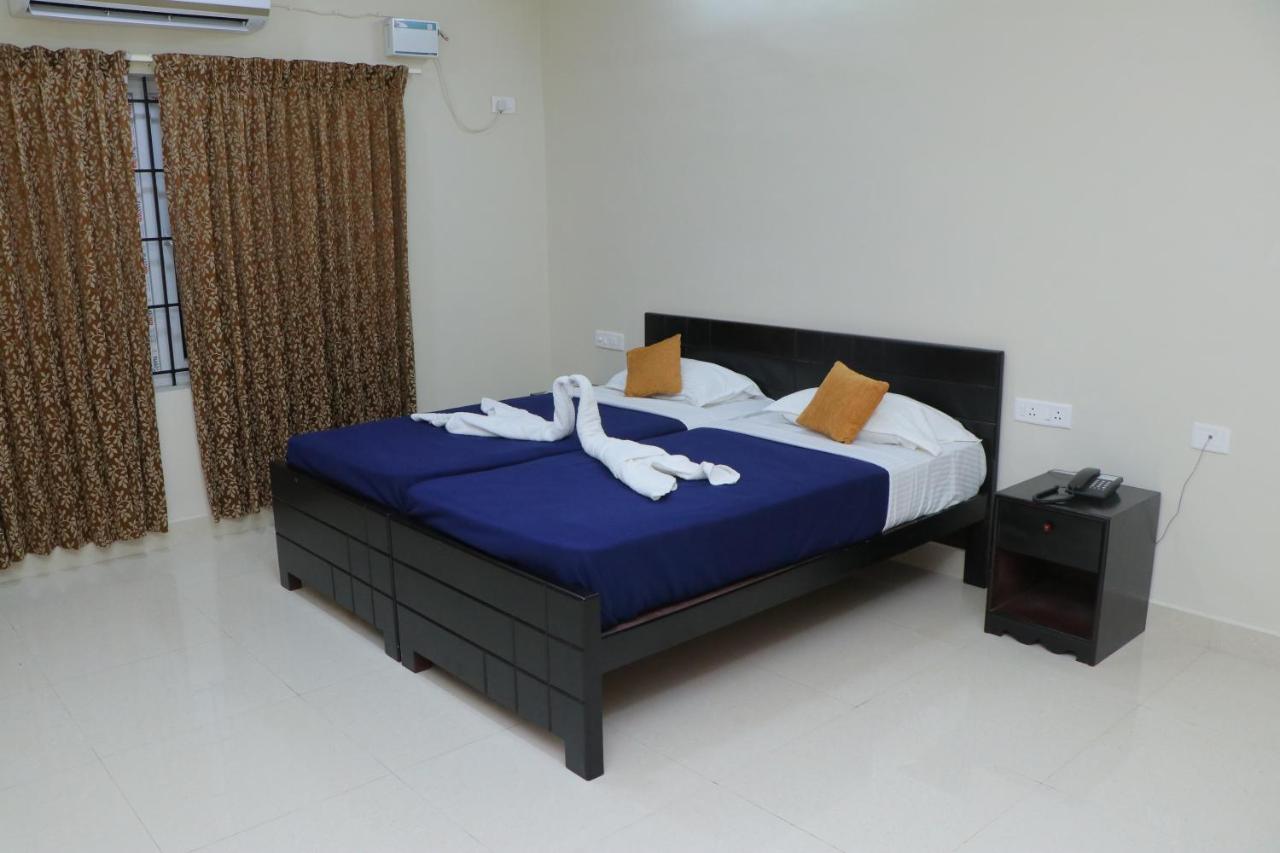Hotel Tamilnadu -Trichy Tiruchirappalli エクステリア 写真